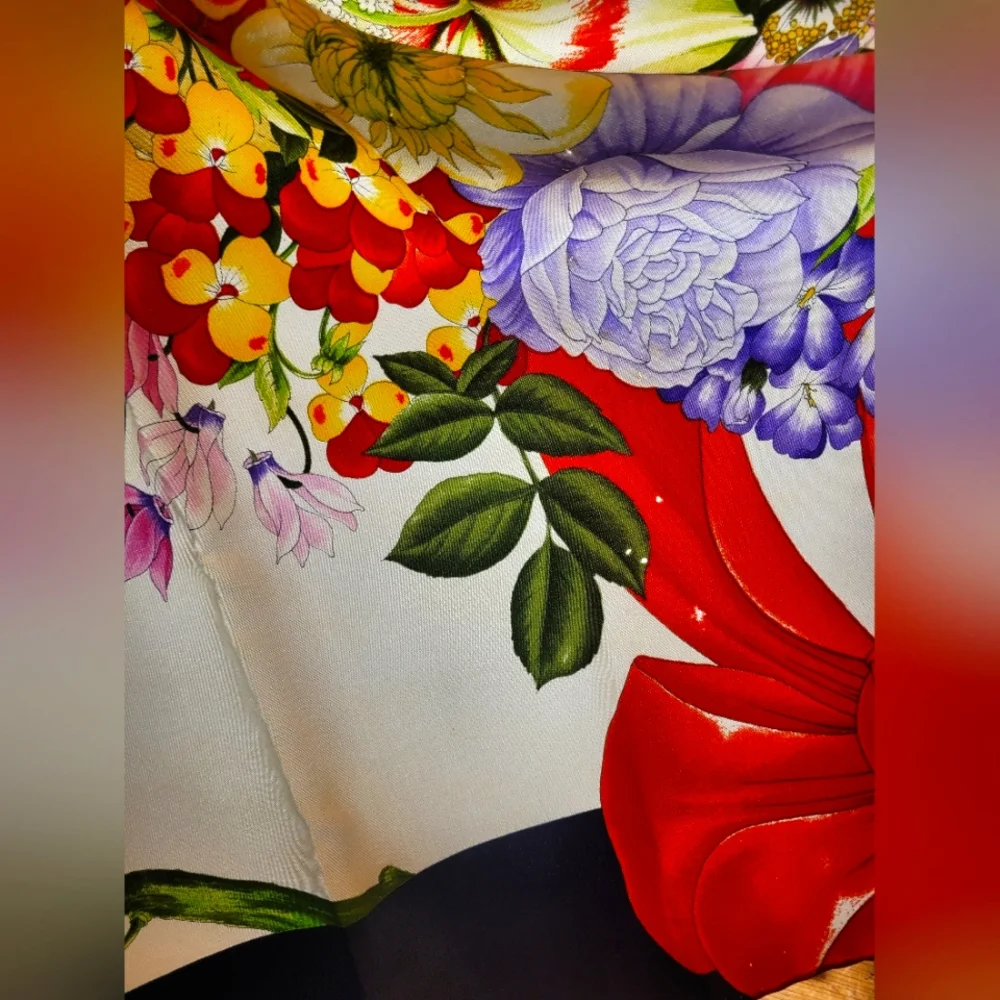 Gucci Silk Floral Sqare Scarf